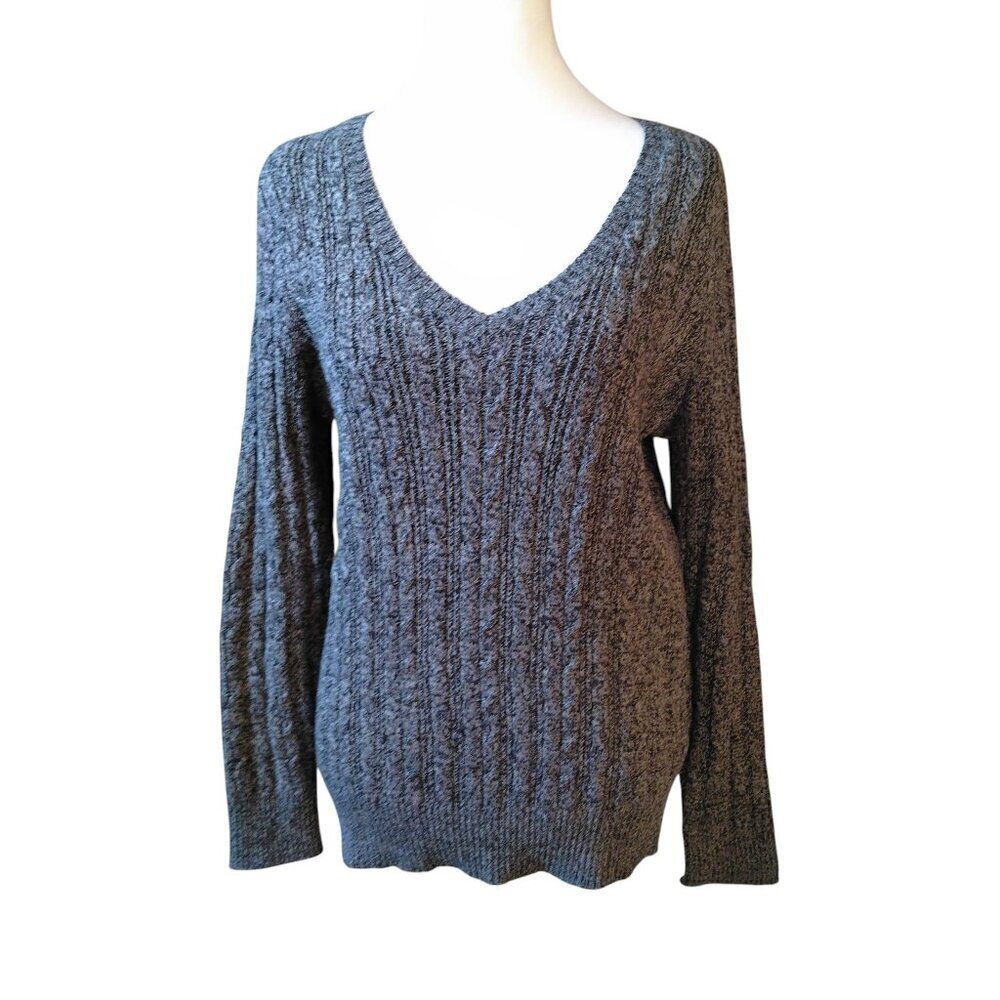St. John's Bay Size Large Long Sleeve V-Neck Cable Knit Pullover Sweater Gray